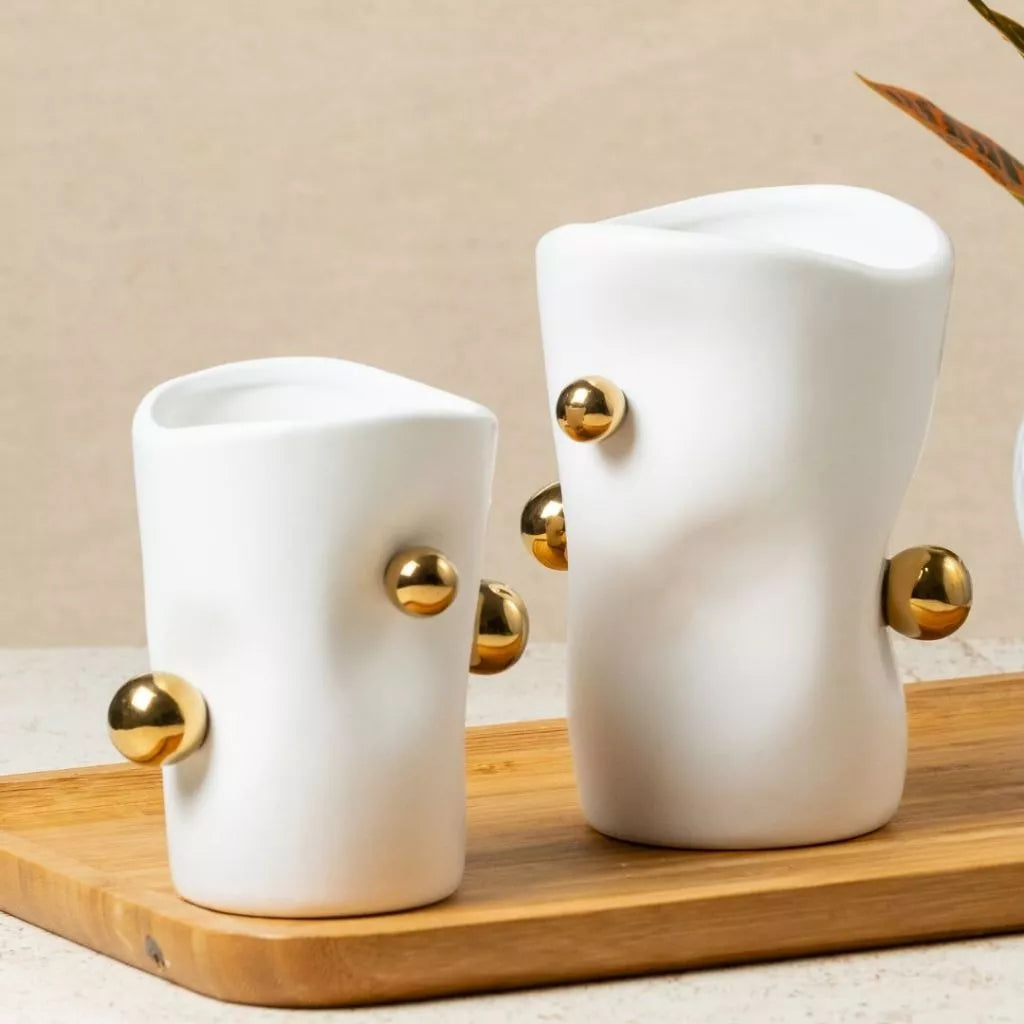 Cachepot Porcelana com Esferas Douradas